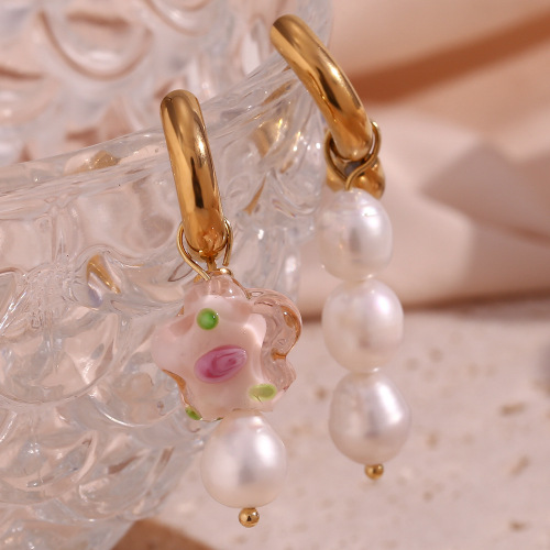 ETSMJ293 18K Gold Plated Stainless Steel Freshwater Pearl Flower Hoop Earrings Women's Fashion Jewelry
