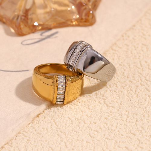 BTSMJ95 Stainless steel 18K gold plated water drop love scale snake ring female