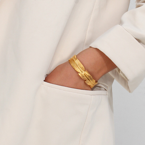 GTSMJ21 Bracelet jewelry stainless steel plated with 18K gold open tree Leaf bracelet