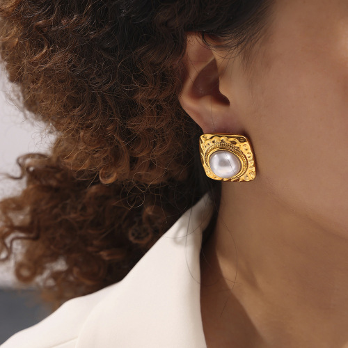 FXET970 Twisted hollow diamond earrings plated with 18k real gold earrings wholesale for women