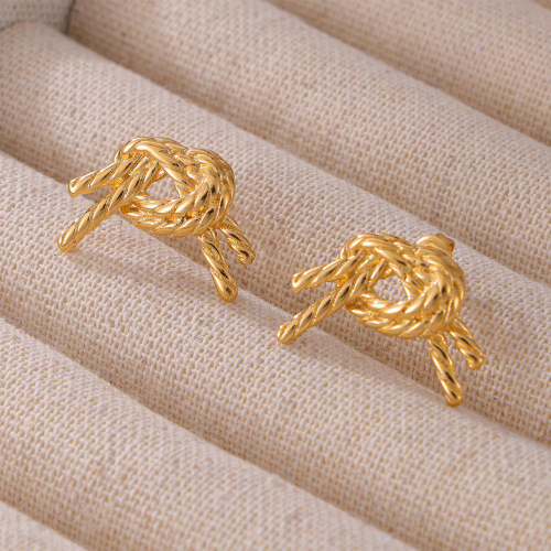FXET911 Geometric earrings with textured lines wrapped