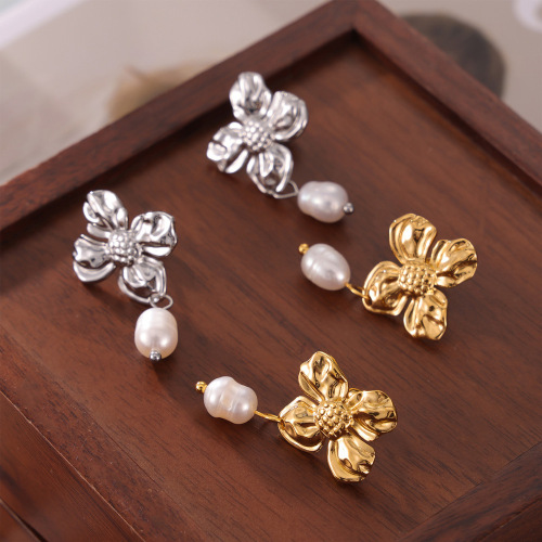 FXET936 Textured three-petal clover earrings with flower earrings