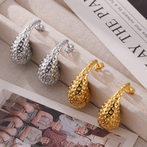 FXET924 Geometric hammer Gold-plated earrings with water droplets