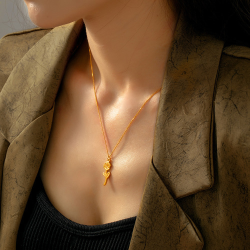 FXNT1314 Sweet jewelry geometric three-dimensional rose pendant gold-plated necklace