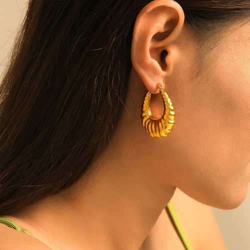 FXET820 Gold U-shaped textured earrings 18k gold plated earrings wholesale