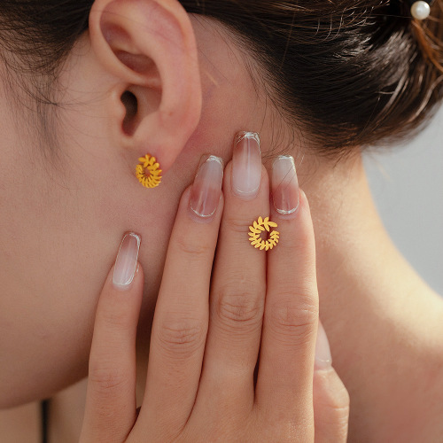 FXET1040 Forest-style jewelry geometric multi-layer texture petal earrings