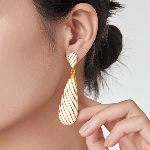FXET1054 Weight colored glaze jewelry folded round gold-plated earrings