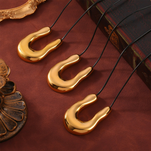 FXNT1442 Hong Kong braided leather rope jewelry geometric irregular U-shaped pendant