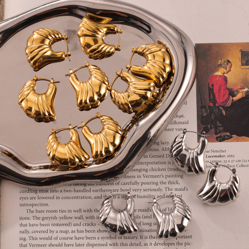 FXET906 Hollow special-shaped wing earrings, stainless steel plated 18K gold earrings
