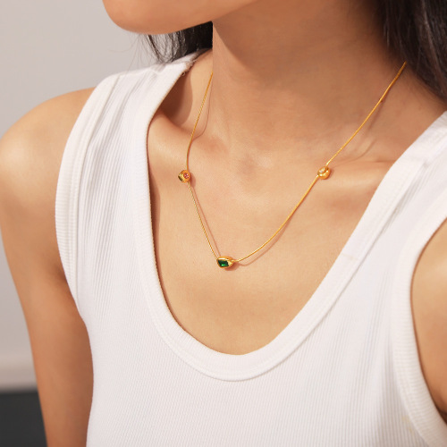FXNT1423 Three-color glass stone pendant clavicle chain female stacking Wear 18k gold-plated jewelry