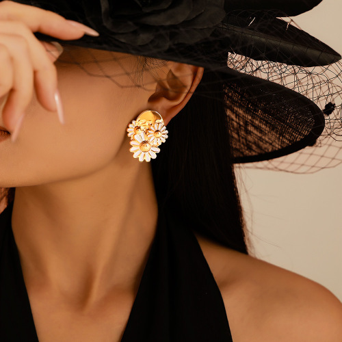 FXET785 Chrysanthemum earrings, 18k gold small daisy oil drop earrings for women wholesale