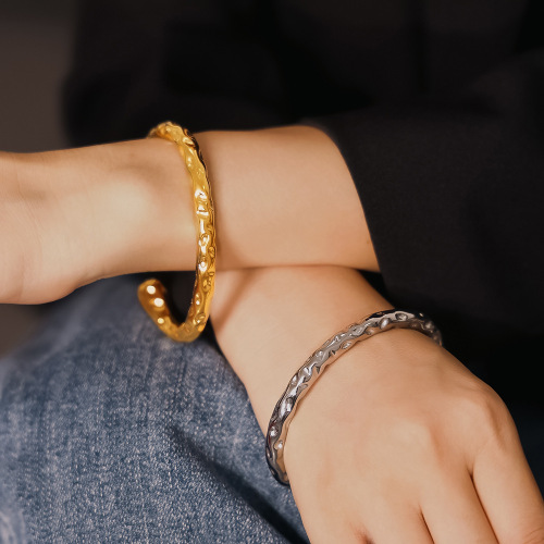 FXGT6 Open irregular hammer pattern bracelet plated 18k Gold hand jewelry wholesale