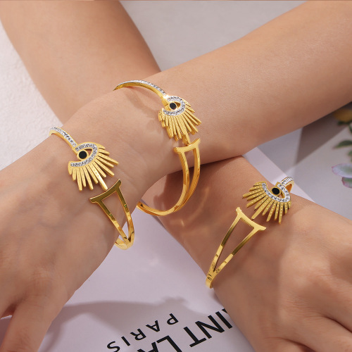 FXGT25 Eye-shaped jewelry inlaid with diamonds and gold-plated spring bracelet