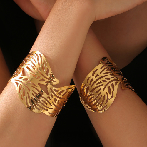 FXGT40 Korean geometric open jewelry forest-style multi-layer hollow leaf splicing gold-plated bracelet