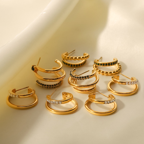 ZTET113 Women's stainless steel 18K gold plated with green and white diamonds C-shaped earrings