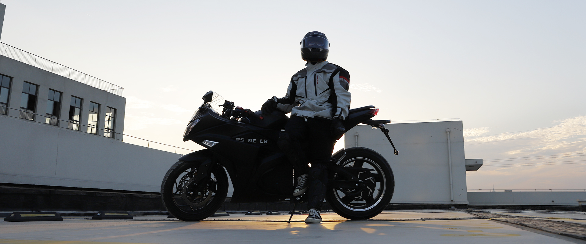 GO,RIDE THE electric motorcycle V2