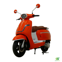 the electric scooter DT5 Red