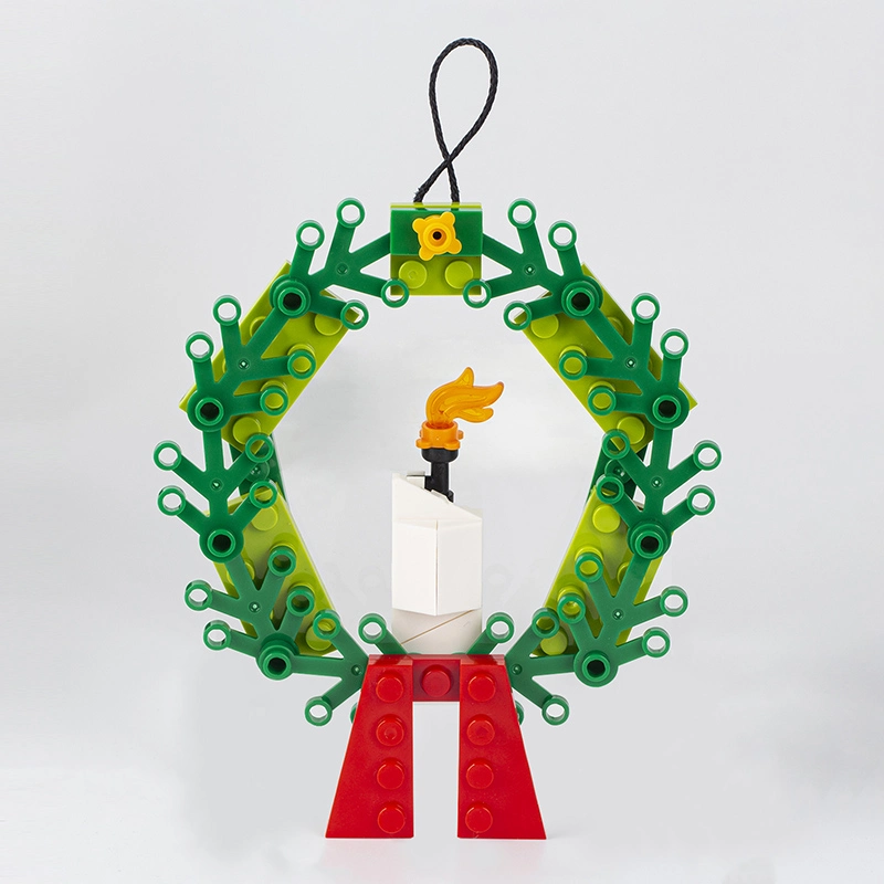 MOC0083 Creativity Christmas Series Christmas Wreath Pendant Decoration Building Blocks Bricks Kids Toys for Children Gift MOC Parts