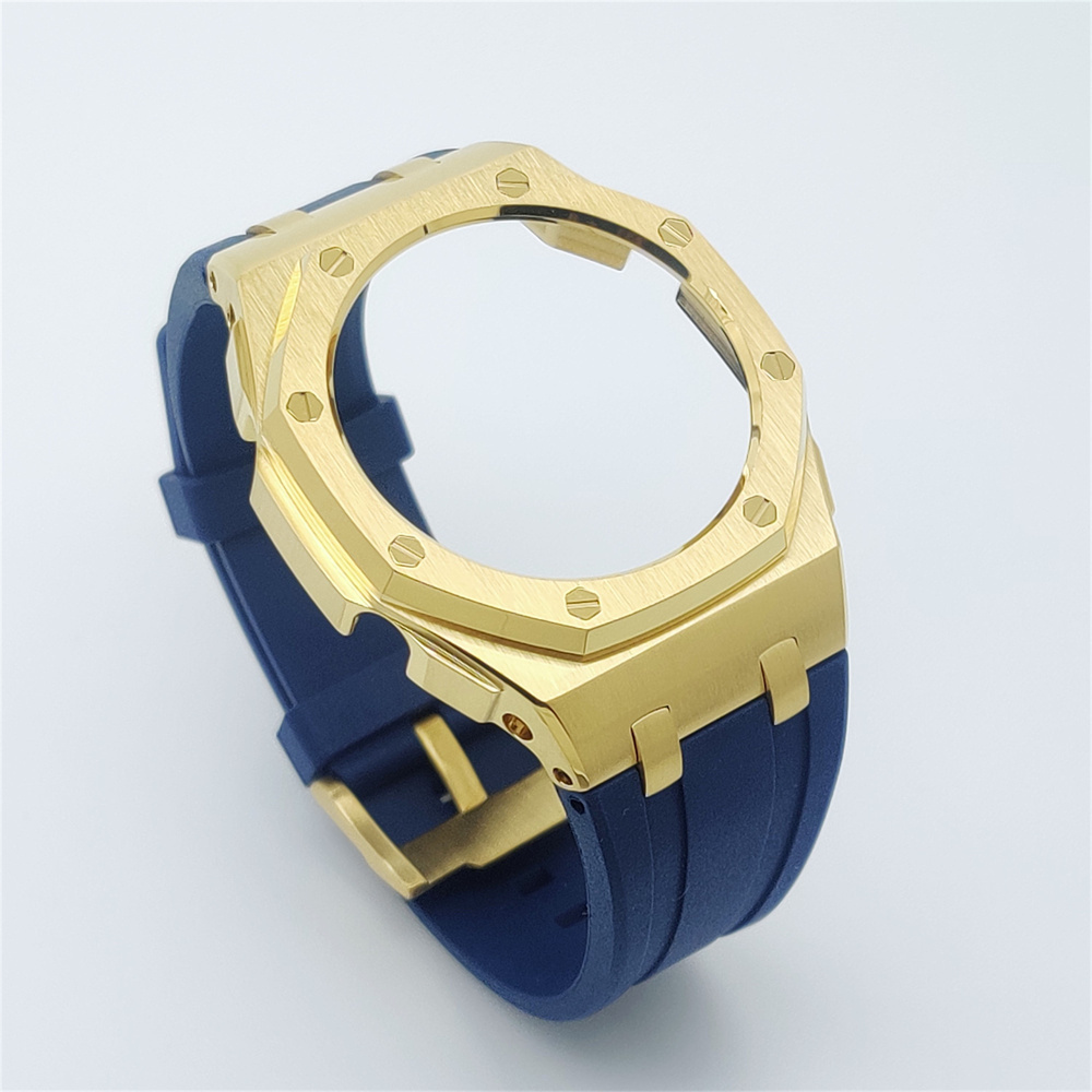 GM2100 Casioak Offshore Curve Style Fluorocarbon Strap Golden