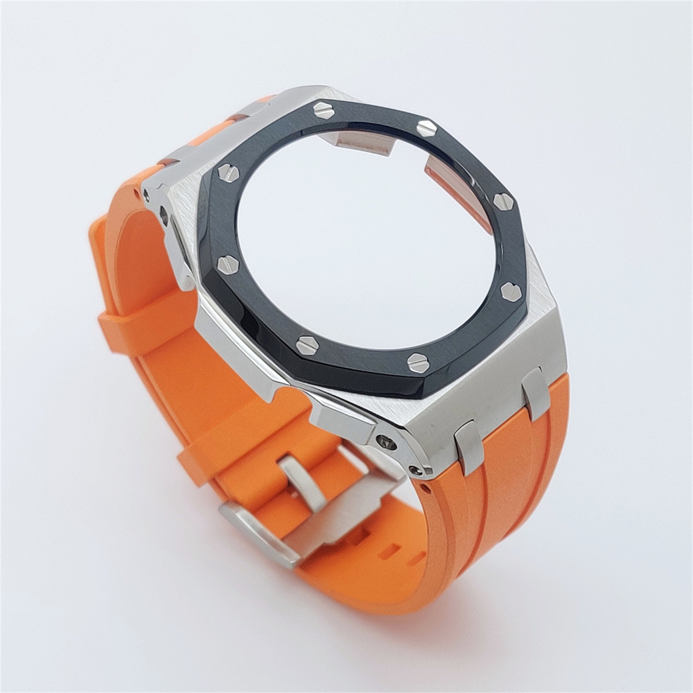 GM2100 Casioak Offshore Curve Style Fluorocarbon strap Silver