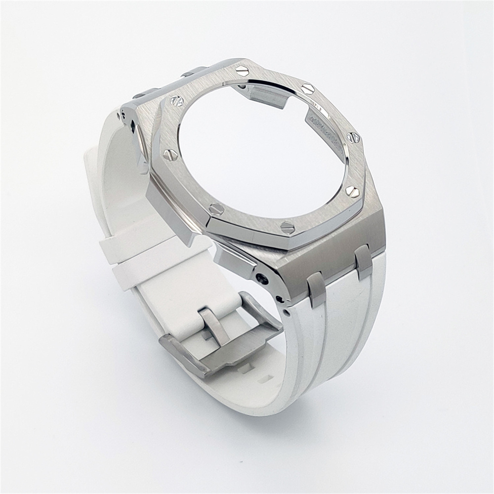 GM2100 Casioak Offshore Curve Style Fluorocarbon strap Silver