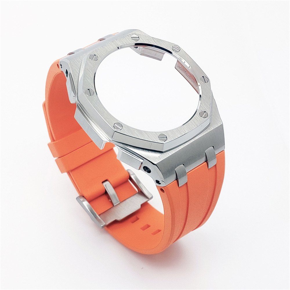 GM2100 Casioak Offshore Curve Style Fluorocarbon strap Silver