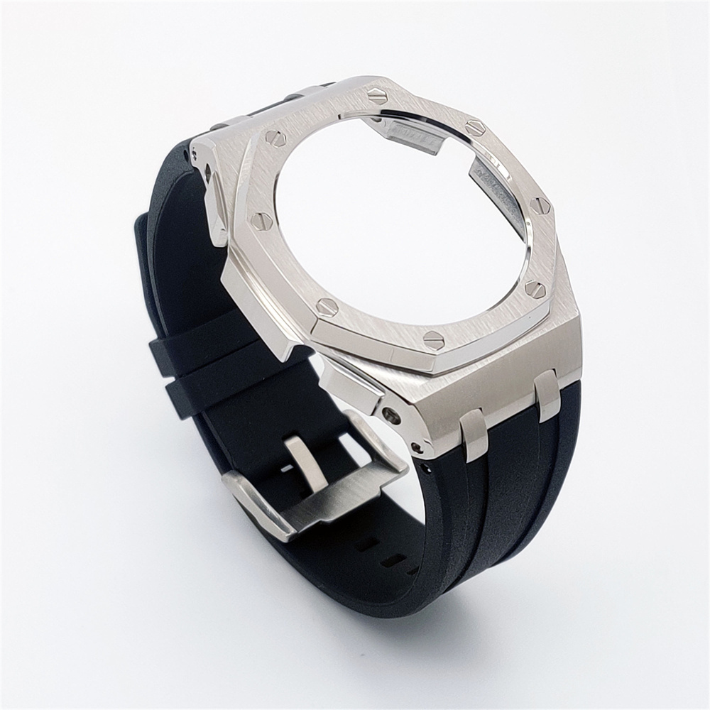GM2100 Casioak Offshore Curve Style Fluorocarbon strap Silver