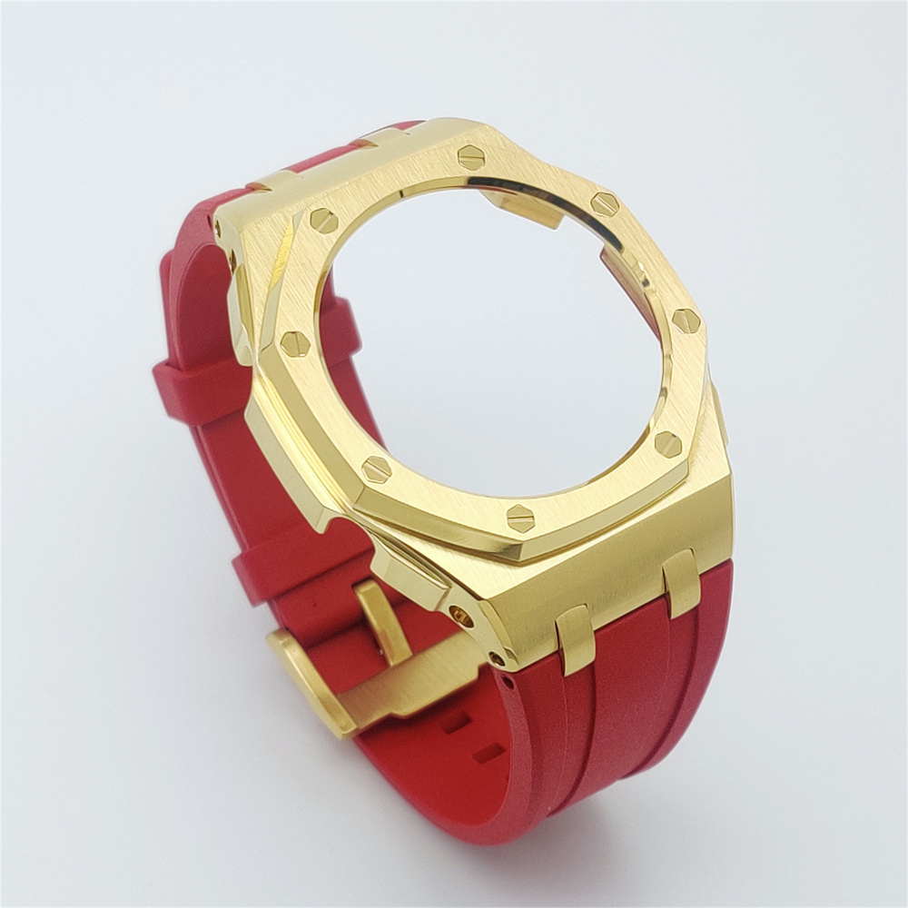 GM2100 Casioak Offshore Curve Style Fluorocarbon Strap Golden