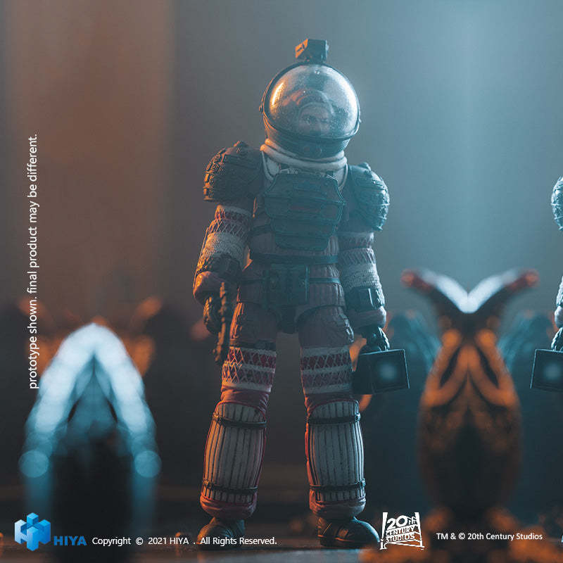 HIYA Exquisite Mini Series  ALIEN Dallas In Spacesuit