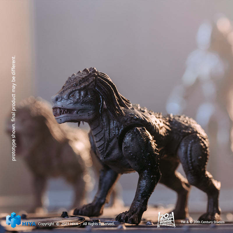 HIYA Exquisite Mini Series  THE PREDATOR Predator Hound