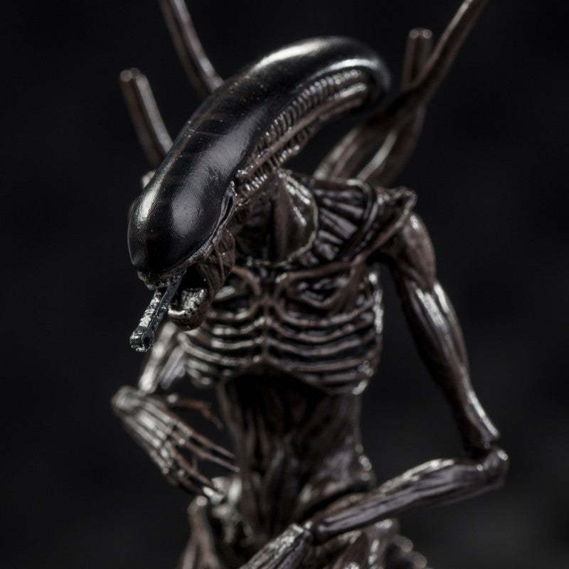 HIYA Exquisite Mini Series  ALIEN COVEVANT Xenomorph