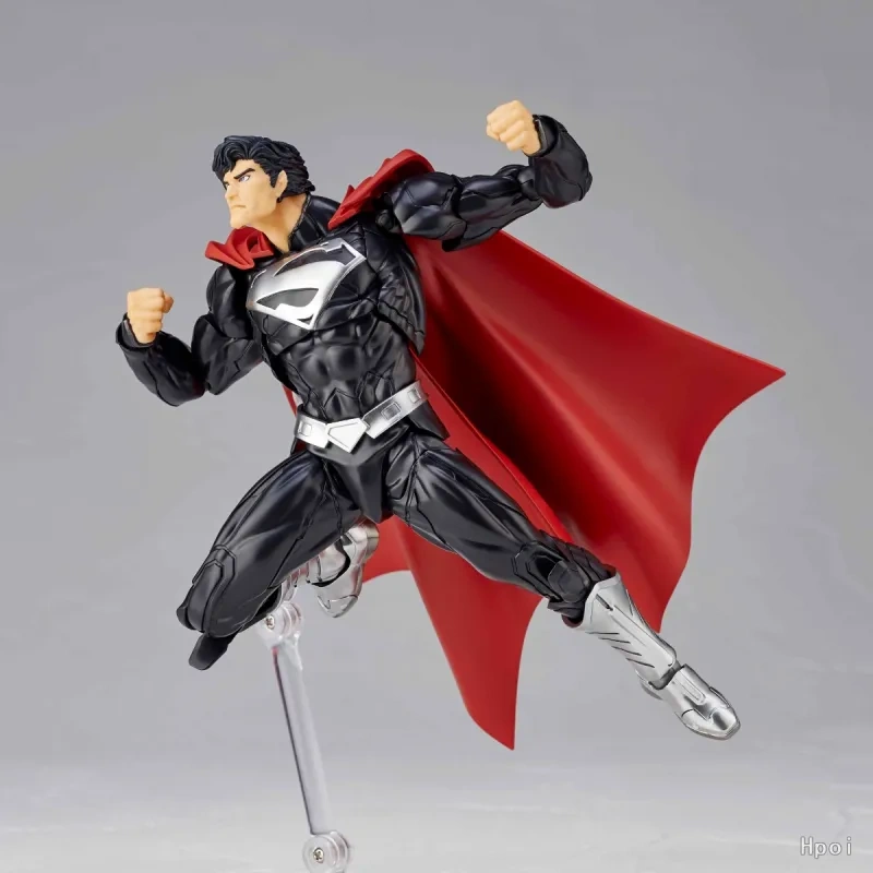 [In stock] Kaiyodo DC Comics: The New 52 Amazing Yamaguchi Revoltech No.027EX Superman (Black Suit)