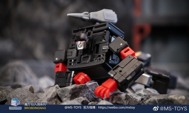 [In stock] Magic SquareMS-TOYS MS-B44B Ken (Recolor)