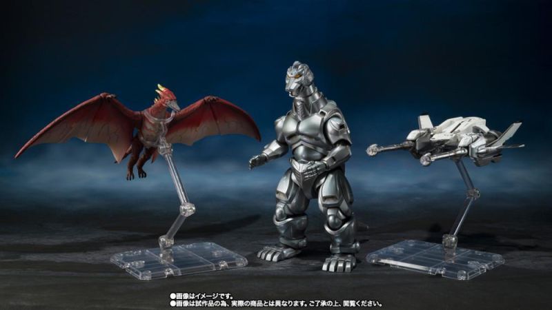 [In stock] Bandai Godzilla vs. Mechagodzilla II S.H.MonsterArts Mechagodzilla, Garuda & Fire Rodan (Makuhari Decisive Battle Ver.) Set