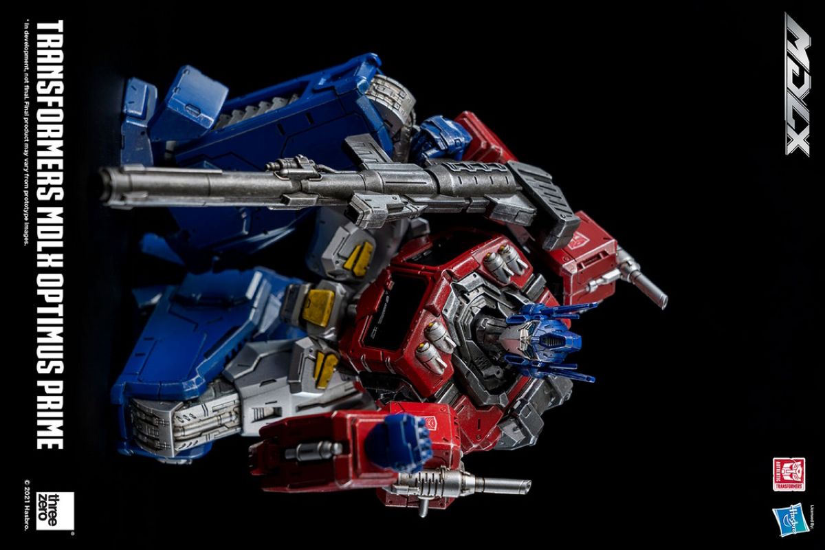 特撮 TRANSFORMERS G1 Optimus Prime Figure Transformers G1 Optimus Prime Model Kit - Diecast, LED, Weapons