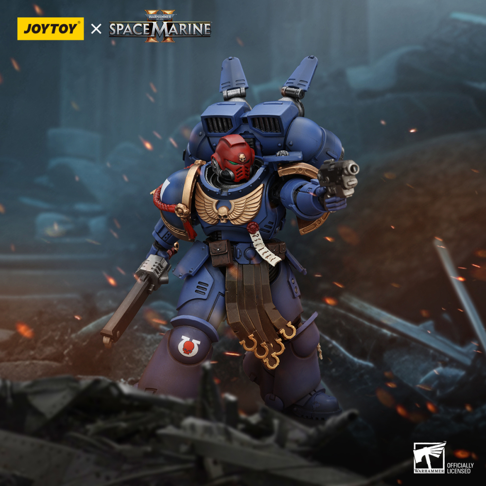 Warhammer 40K Uitramarines Sergeant Gadriel under fire
