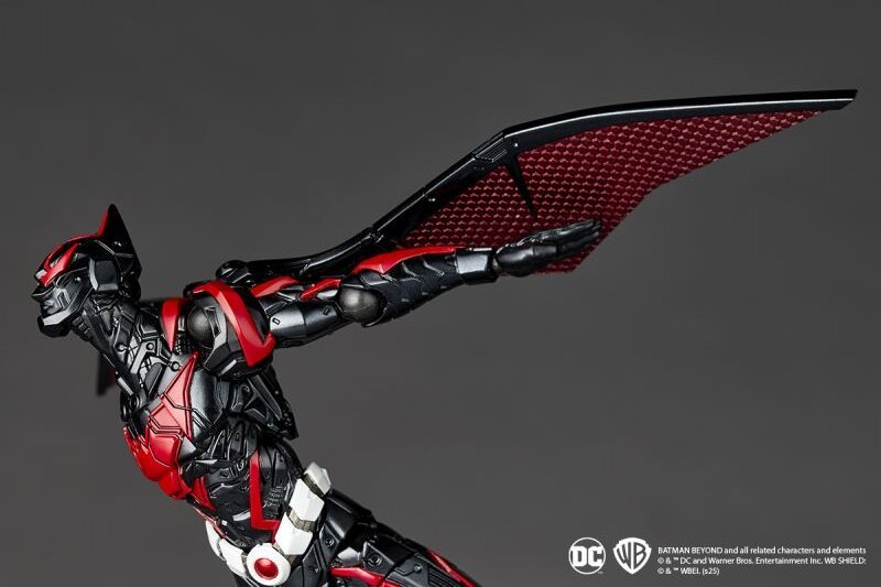 [Pre-sale] Kaiyodo Revoltech Amazing Yamaguchi Batman Beyond DC