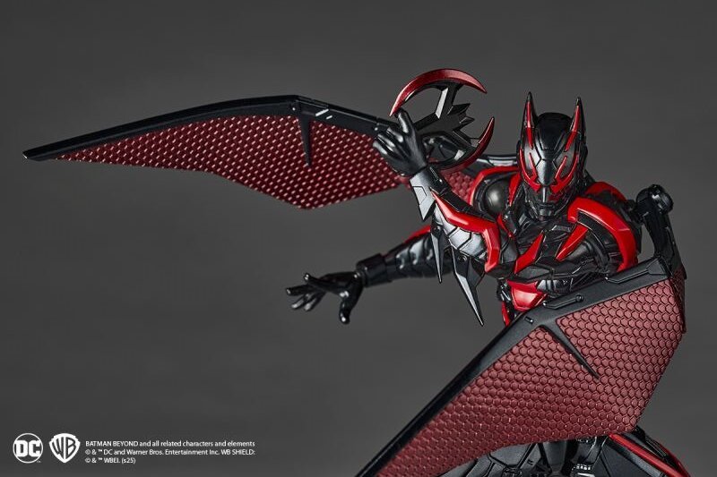 [Pre-sale] Kaiyodo Revoltech Amazing Yamaguchi Batman Beyond DC