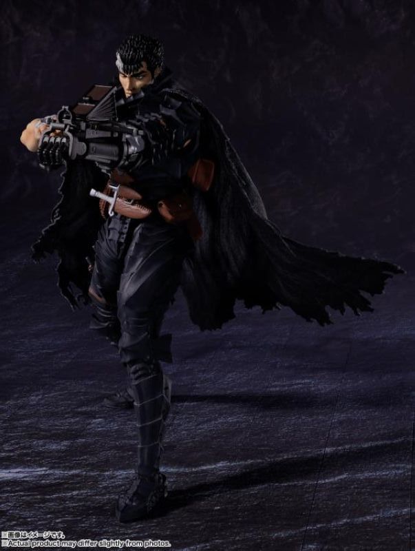 [In stock] Bandai Berserk S.H.Figuarts Guts (Berserker Armor) Action Figure