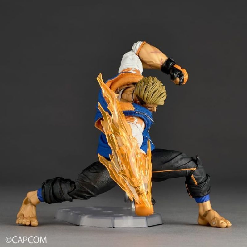 [Pre-sale] Kaiyodo Revoltech Amazing Yamaguchi Street Fighter 6 Luke Action Figure