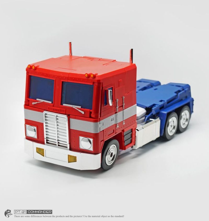 [In stock] Pangu Toys PT-01 Commander 45cm Optimus Prime