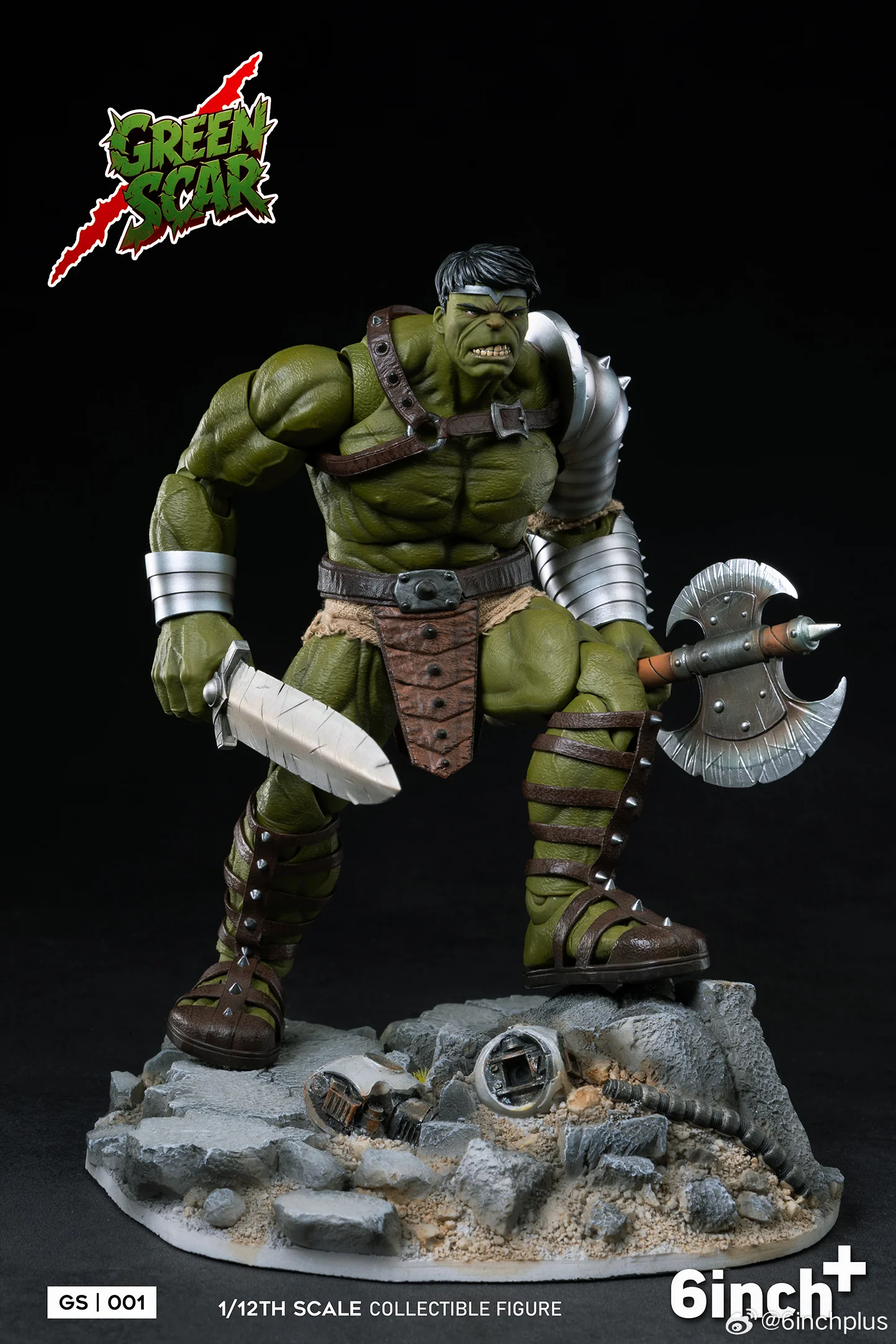 The Hulk, dressed as a gladiator, stood on a stone, ready to attack.