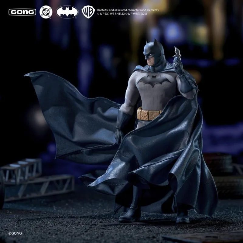 GONG Batman: Hush Series Batman Holding a dart