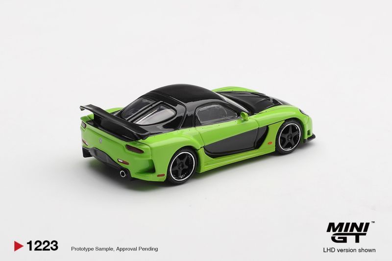 [Pre-sale] Mini GT Mazda RX-7 VeilSide Fortune7 Green
