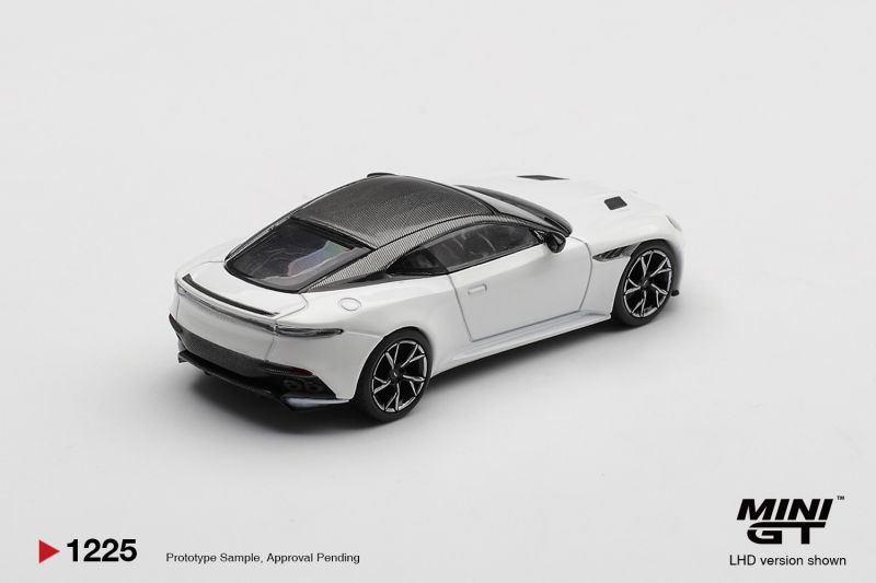 [Pre-sale] Mini GT Aston Martin DBS Stratus White