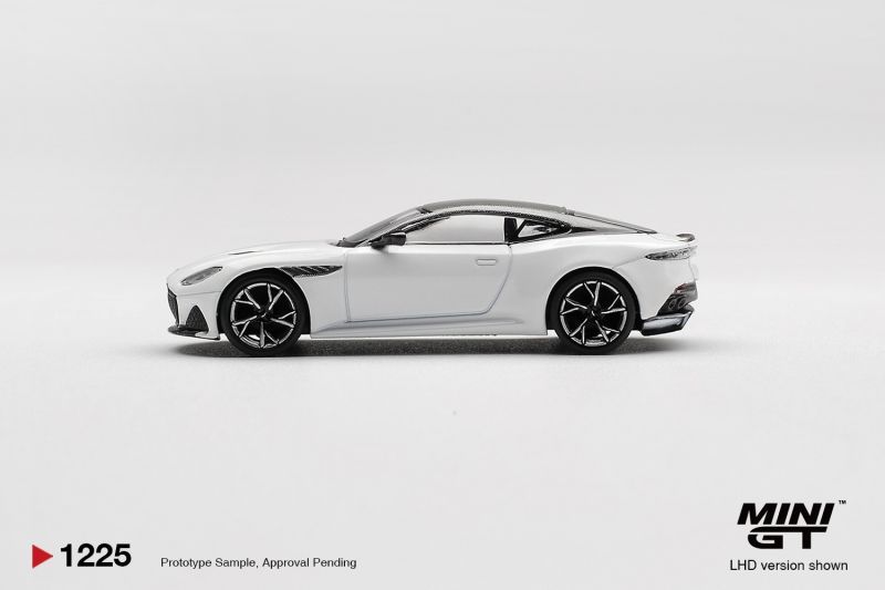 [Pre-sale] Mini GT Aston Martin DBS Stratus White