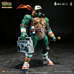Deluxe Version Includes Bonus Head Sculpt