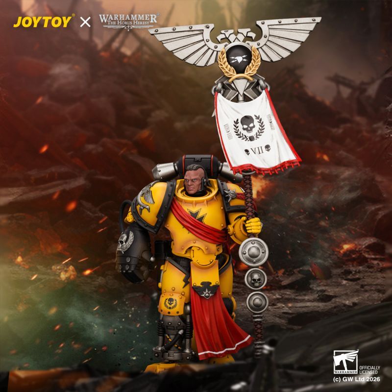 [Pre-sale] JOYTOY Warhammer The Horus Heresy Imperial Fists Herald Consul with Standard and Bolt Pistol