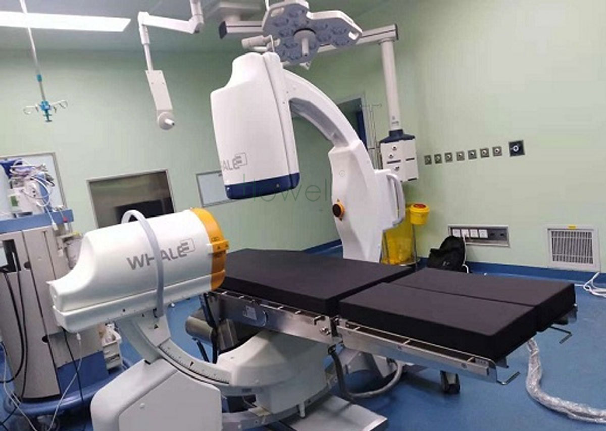 What kind of operating bed should the 3 million RMB G-arm be equipped with?