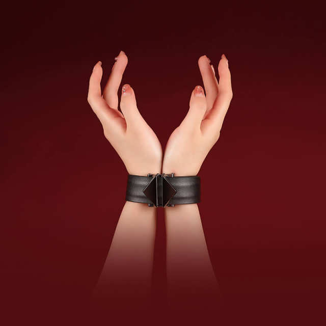 Wristcuffs / Anklecuffs Set